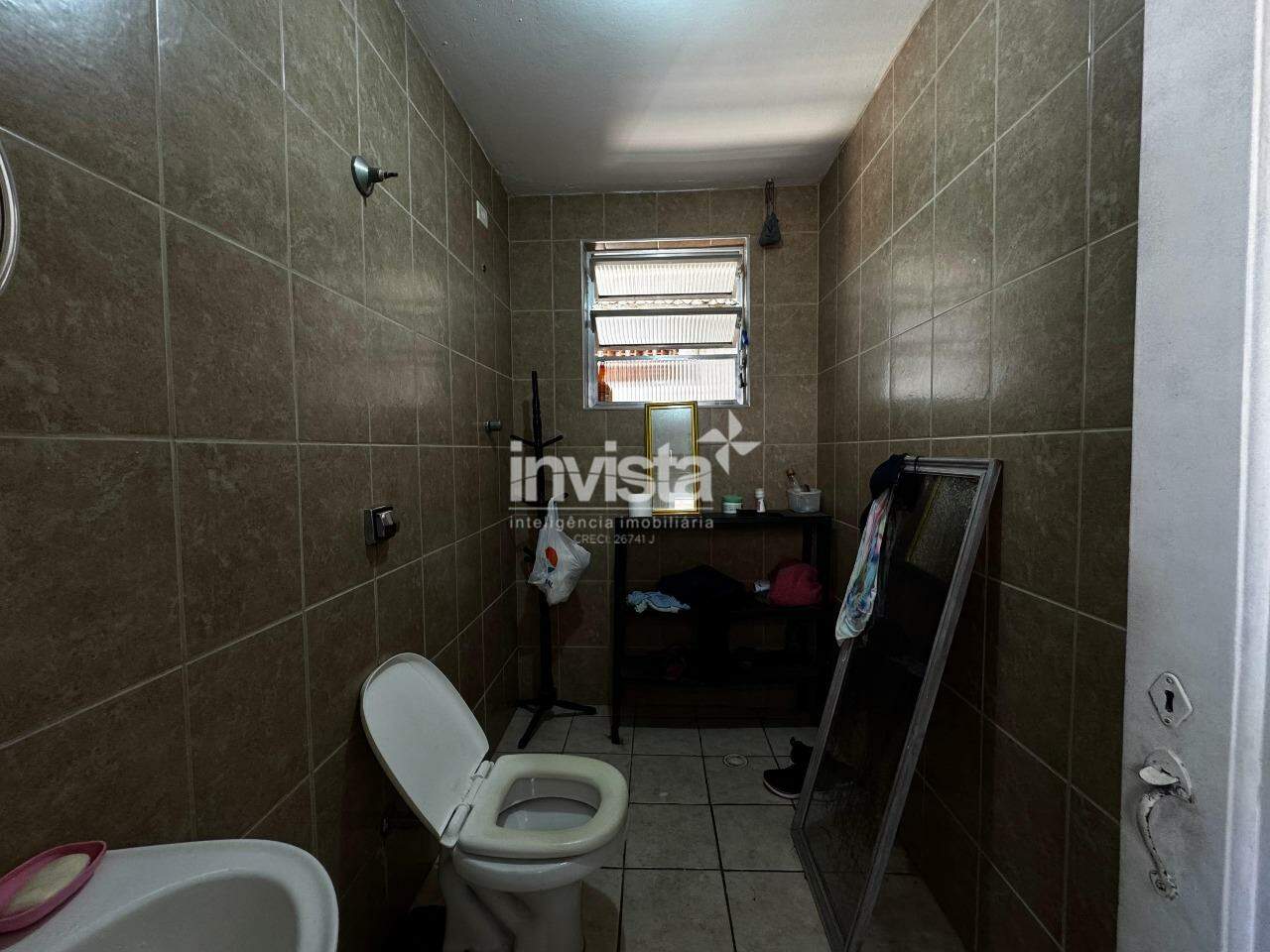 Casa &agrave; venda em Santos-SP no bairro Campo Grande, com 2 dormit&oacute;rios e 70m&sup2; - Santos