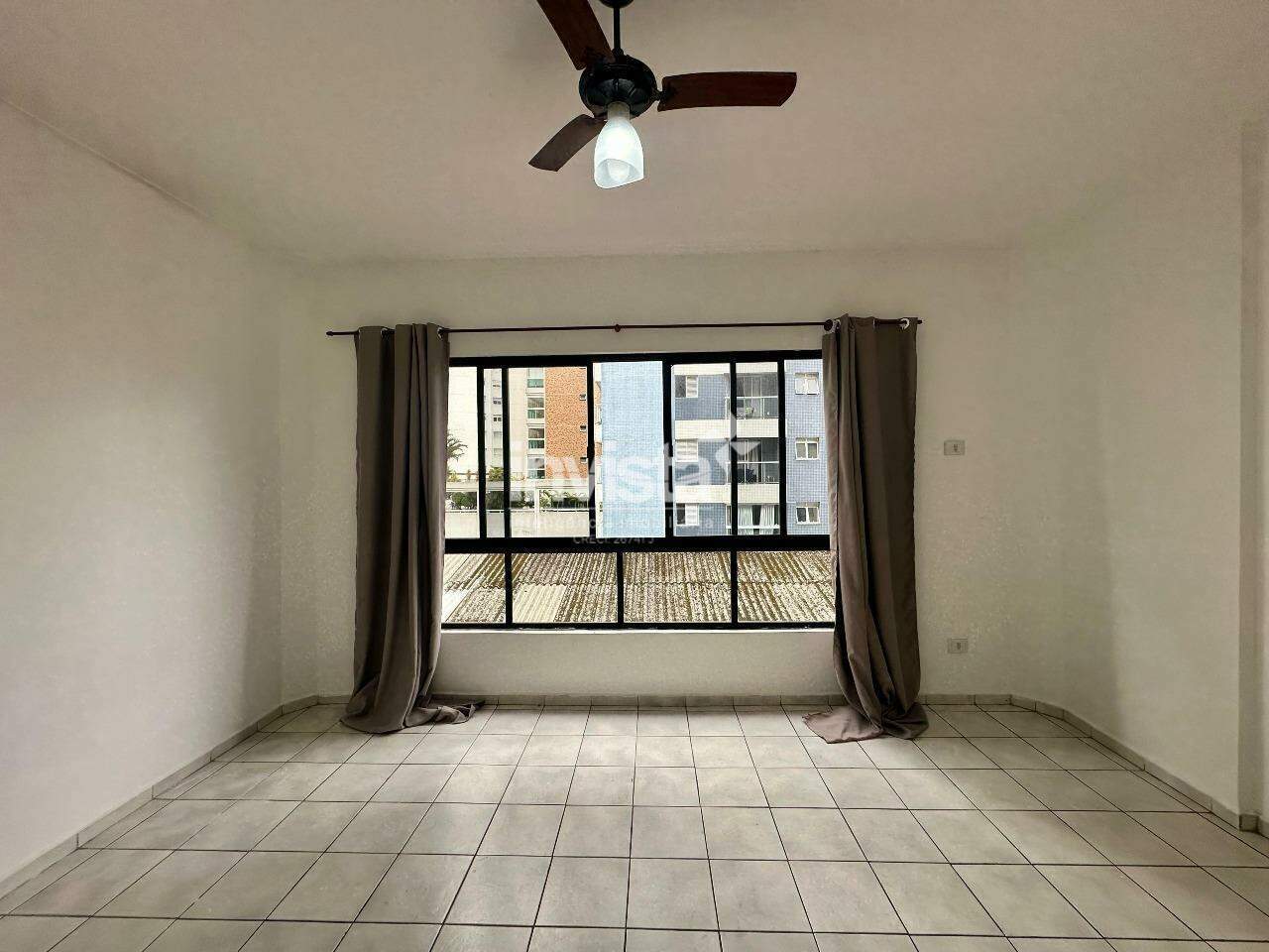 Apartamento à venda no bairro Ponta da Praia