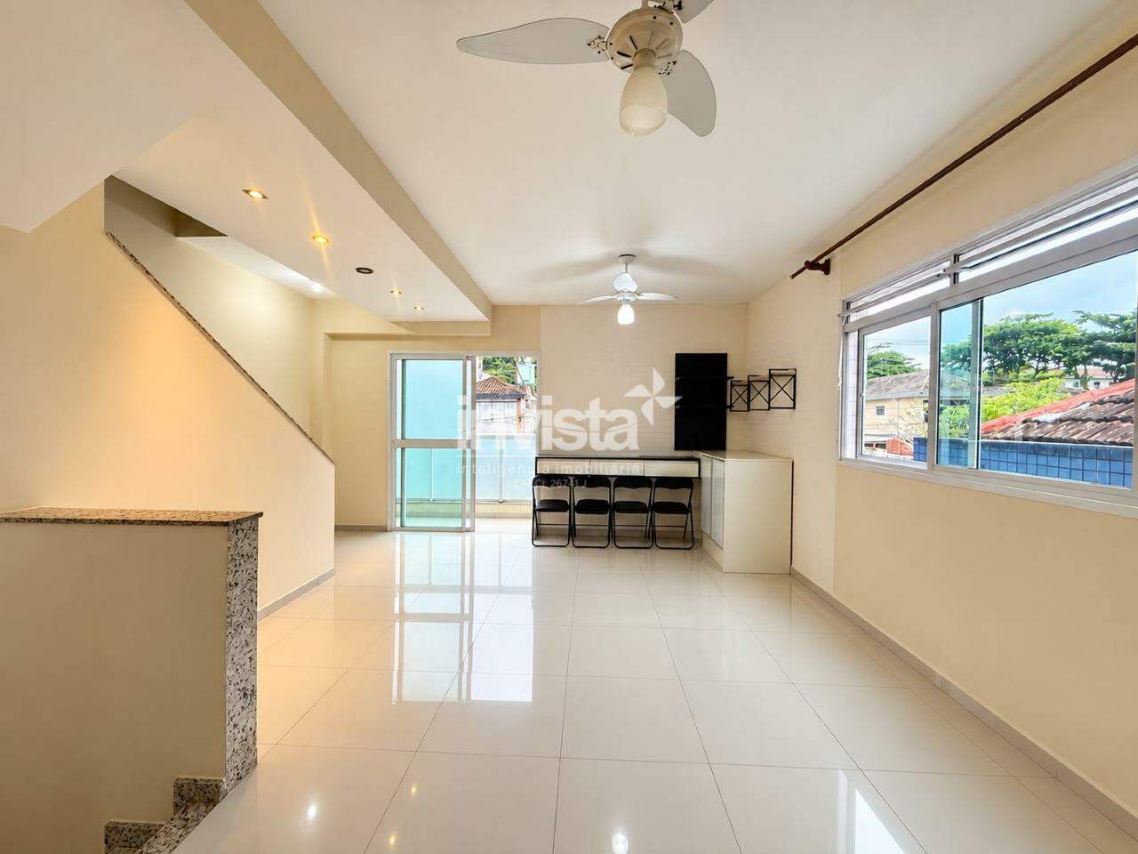 C&oacute;digo: 33425 R$ 900.000,00 Casa &agrave; venda em Santos-SP no bairro Vila Belmiro, com 2 dormit&oacute;rios e 110m&sup2; 110 m&sup2; 2 quartos 2 vagas - Santos
