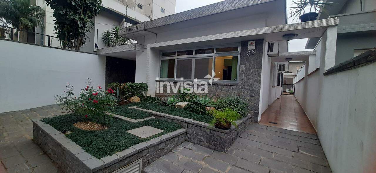 LOCAÇÃO – Casa no Embaré, 4 quartos, mobiliada e equipada