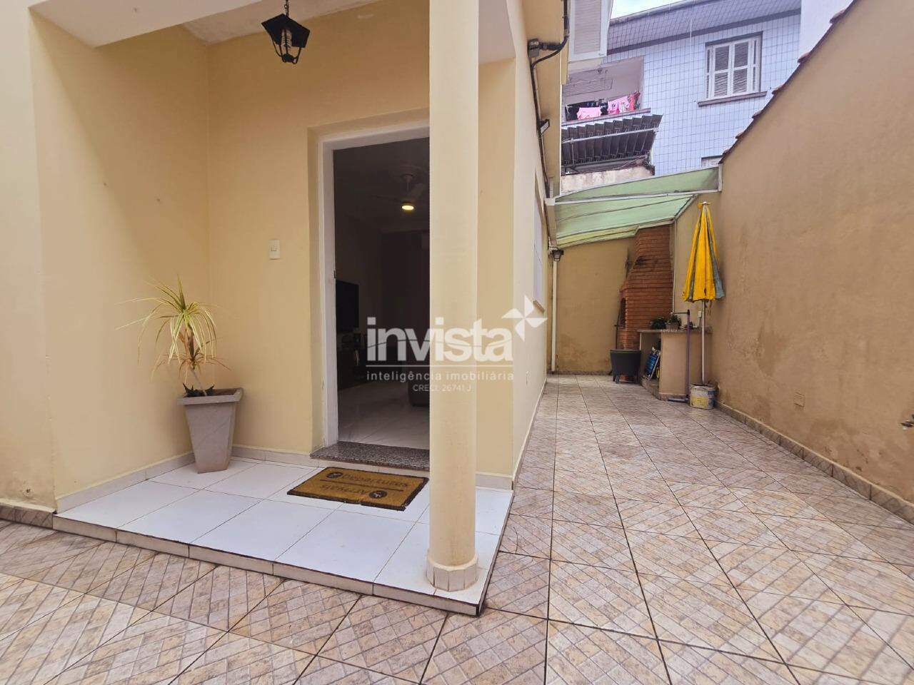 Sobrado à venda no bairro Encruzilhada