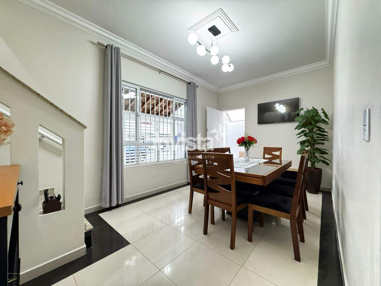 Casa à venda no bairro Campo Grande