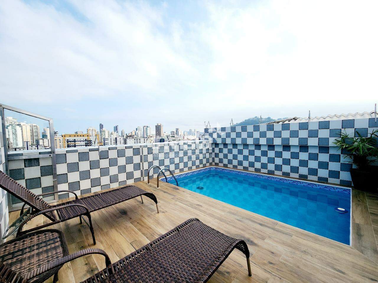 Cobertura à venda no bairro Campo Grande