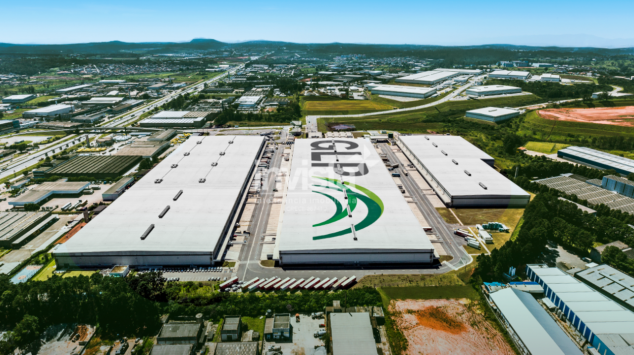 Galpão para aluguel no bairro Água Chata