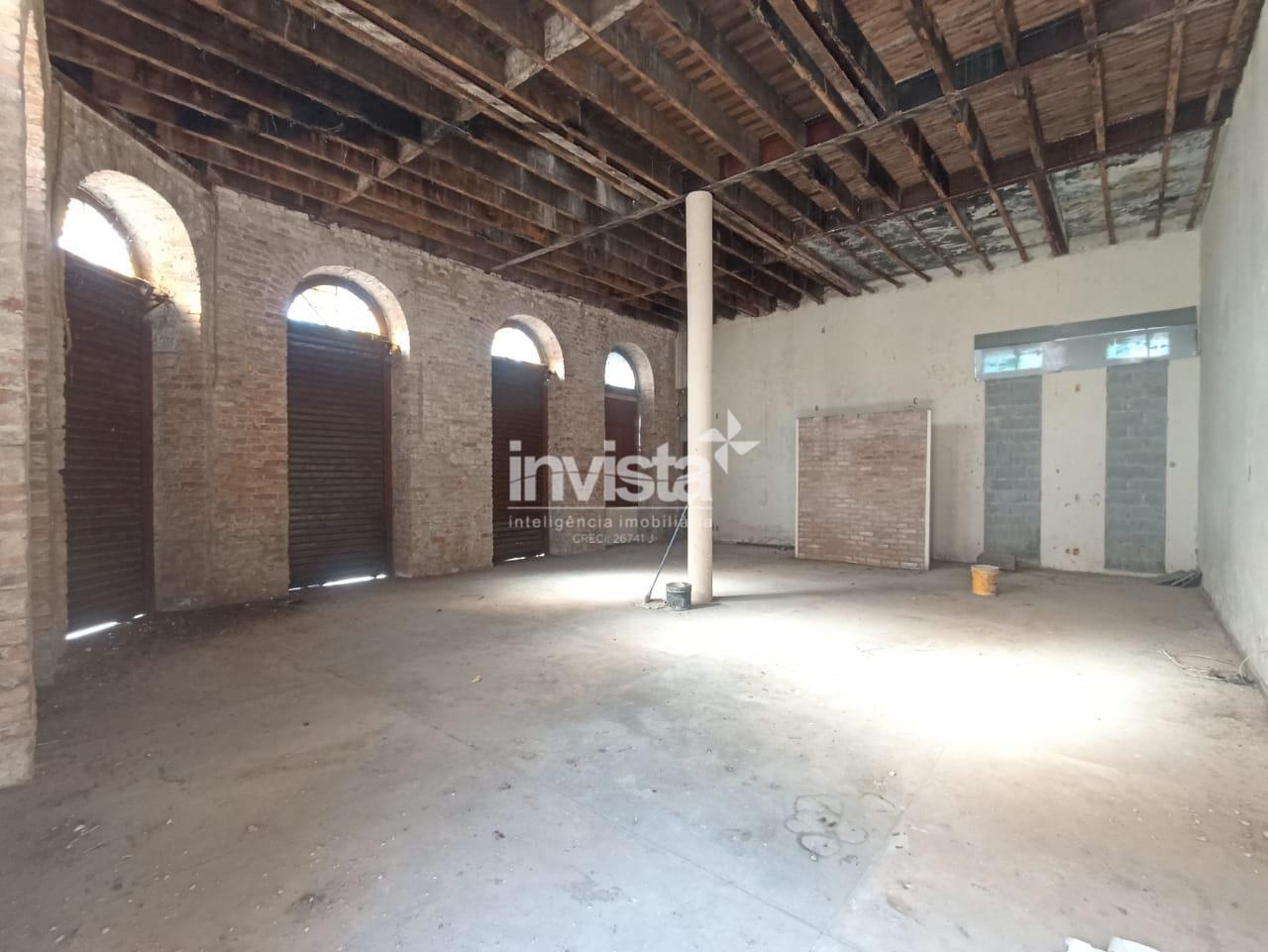 Ponto Comercial / Loja para Alugar de ESQUINA em avenida no Centro de Santos