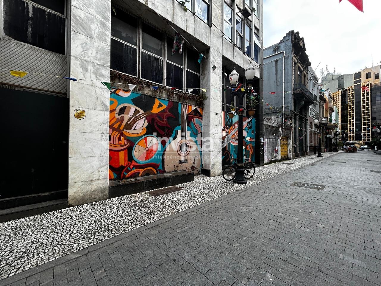 Locação comercial – prédio no Centro de Santos