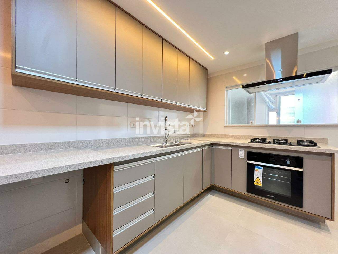 Apartamento &agrave; venda em Santos-SP no bairro Boqueir&atilde;o, com 3 dormit&oacute;rios e 160m&sup2; - Santos