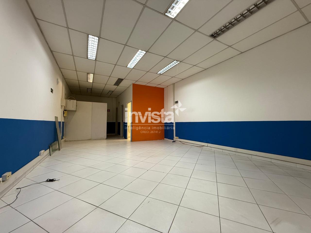 Loja Térrea Ampla em Prédio Comercial com Elevador – 82m²