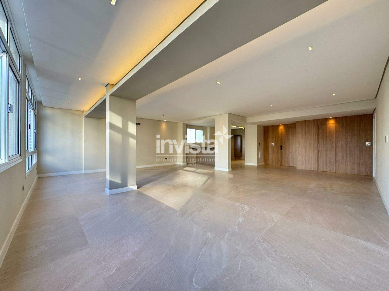 C&oacute;digo: 3577 R$ 3.290.000,00 Apartamento &agrave; venda em Santos-SP no bairro Gonzaga, com 3 dormit&oacute;rios e 225m&sup2; 225 m&sup2; 3 quartos 2 vagas - Santos