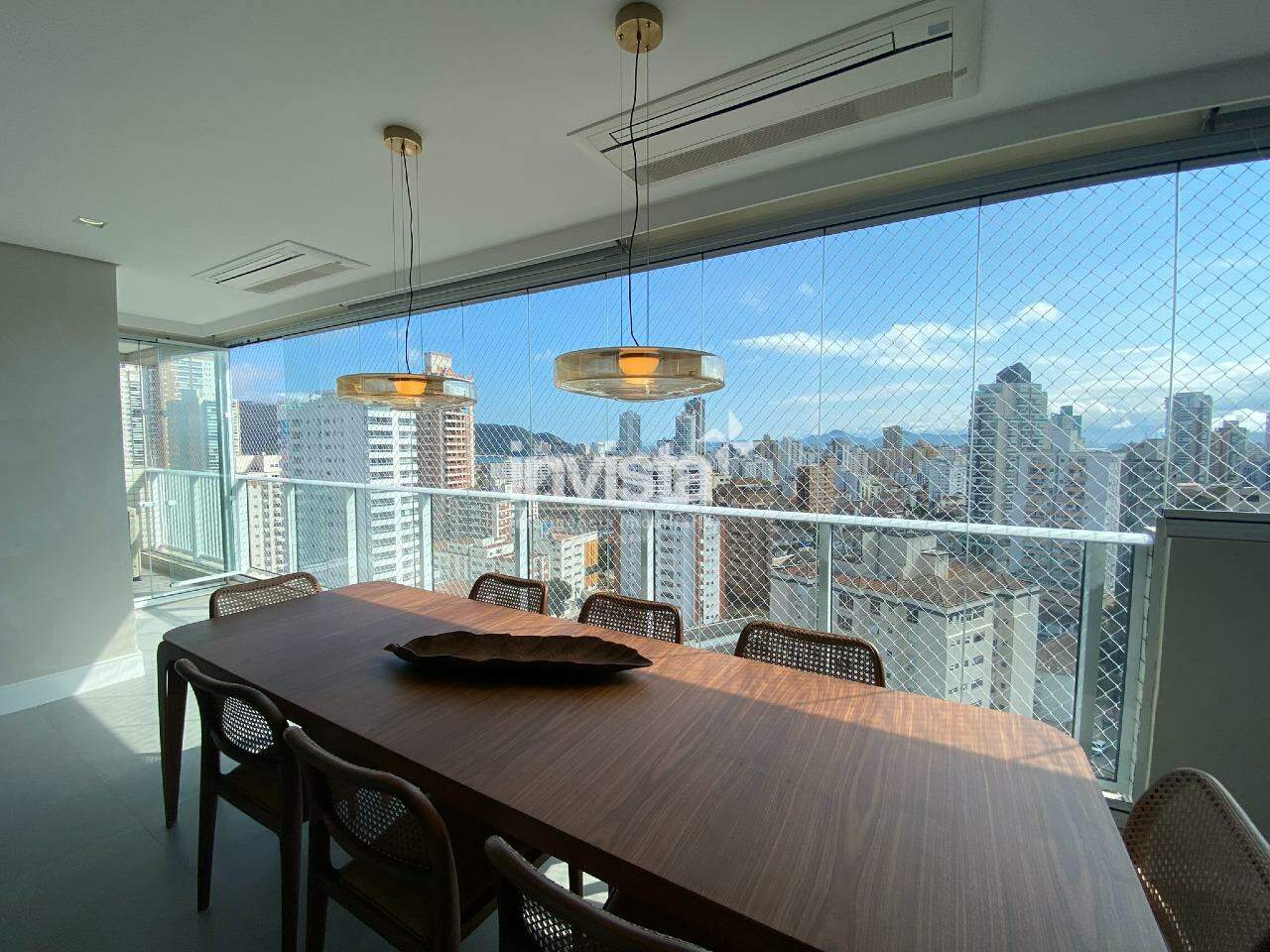 Apartamento à venda no bairro Ponta da Praia