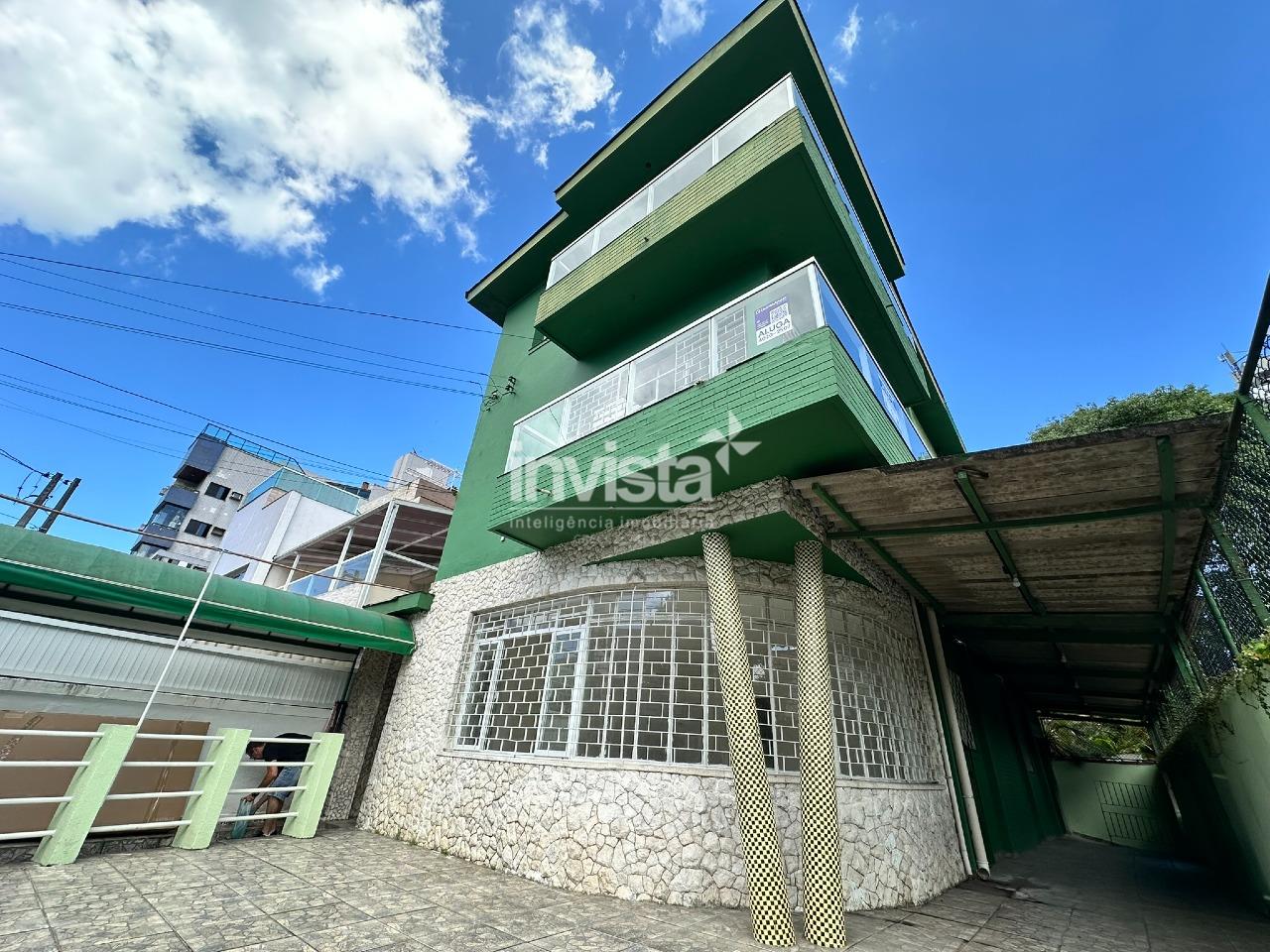 Predio de esquina no Embaré em Santos