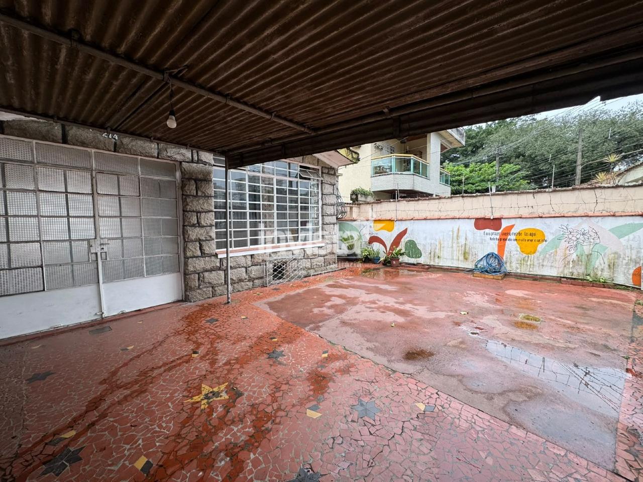 C&oacute;digo: 36386 R$ 4.600,00 Casa para alugar em Santos-SP no bairro Aparecida, com 3 dormit&oacute;rios e 110m&sup2; 110 m&sup2; 3 quartos 2 vagas - Santos