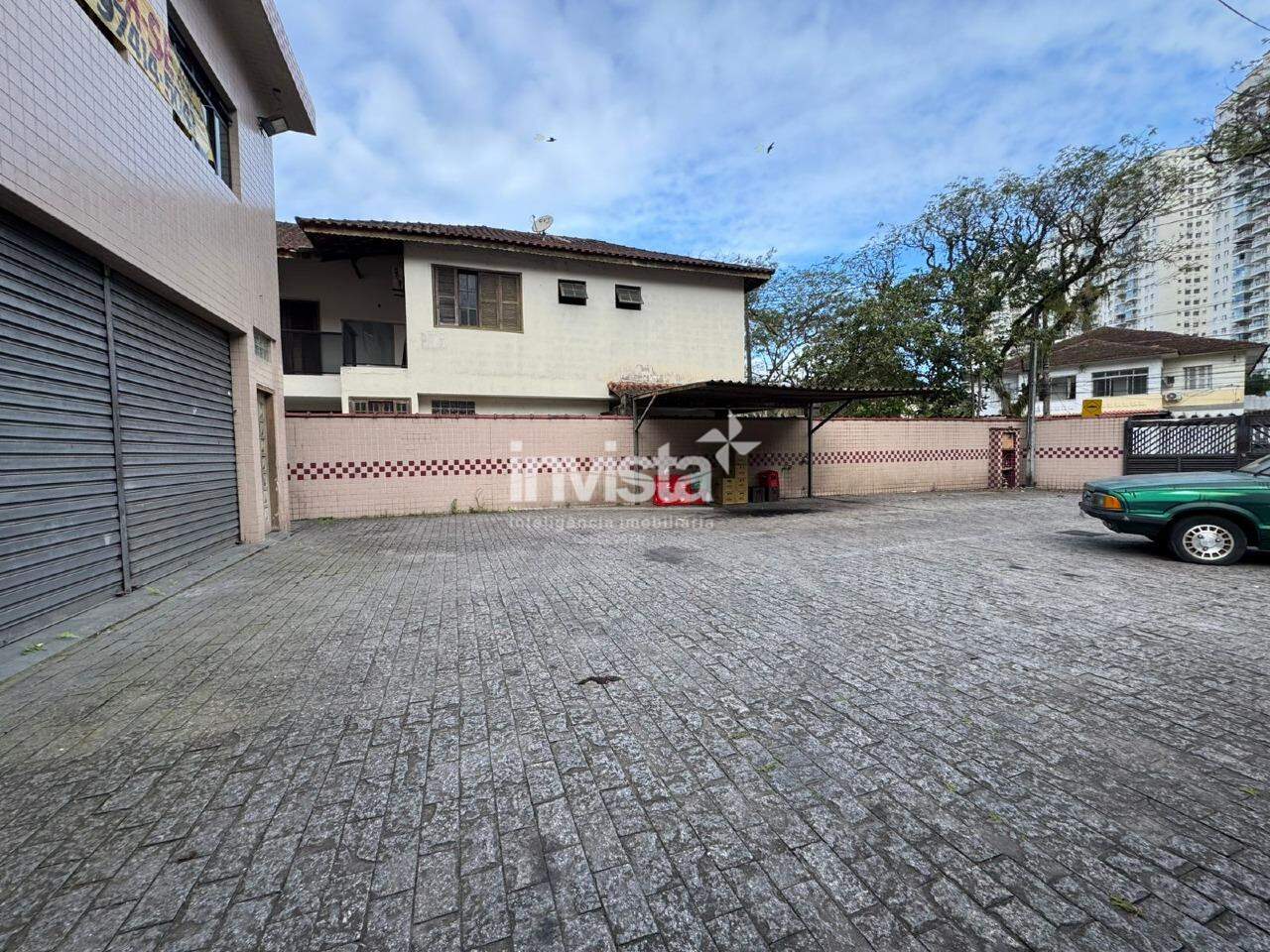 Ponto Comercial para Alugar em Avenida movimentada no Marapé em Santos