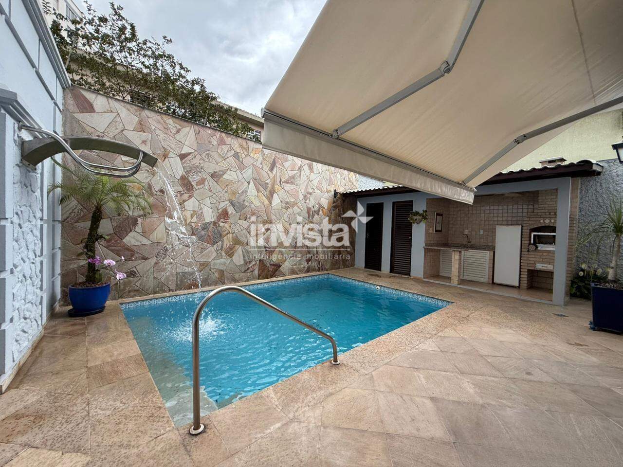 Casa à venda no bairro Ponta da Praia