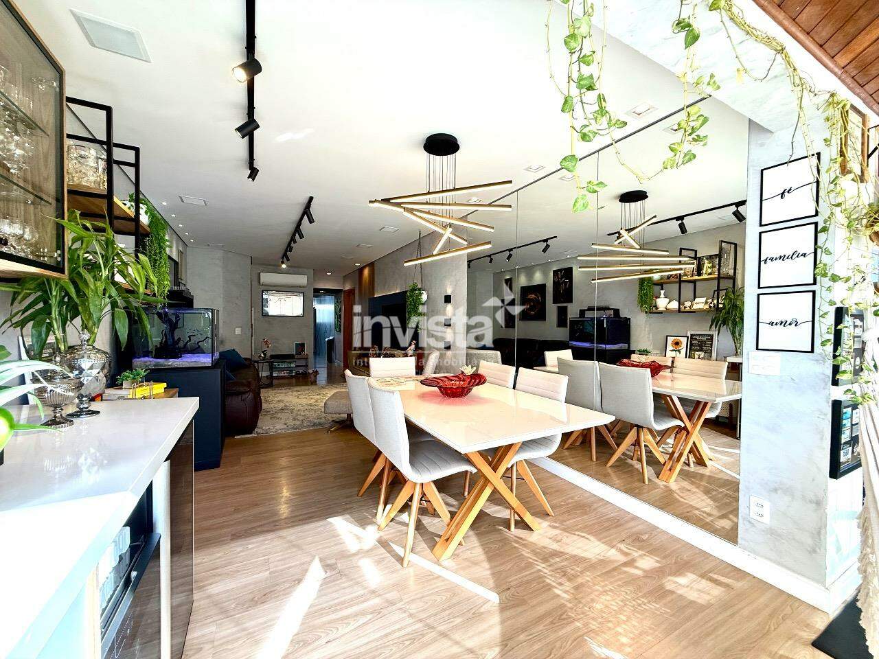 Apartamento à venda no bairro Ponta da Praia