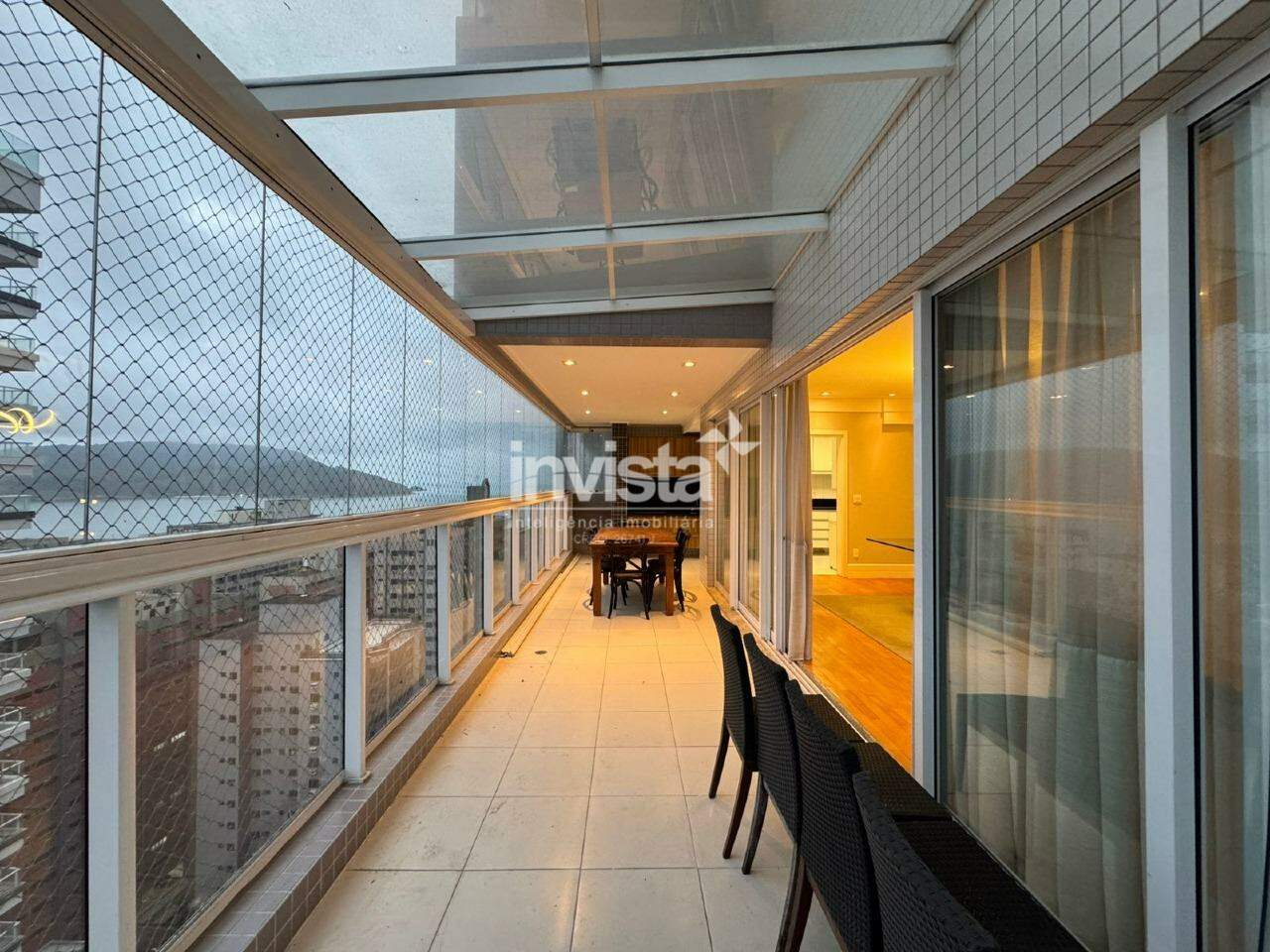 Apartamento Garden Duplex SEMI MOBILIADO para Alugar com 290m² no bairro do Embaré em Santos