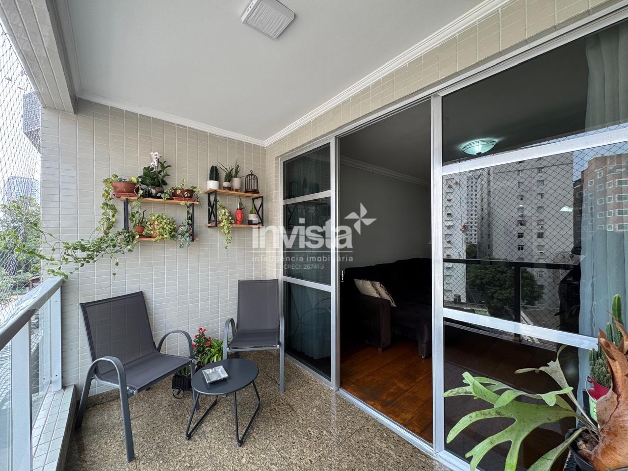 Apartamento de 3 Dormitórios e Dependência completa com 205 m² no José Menino em Santos