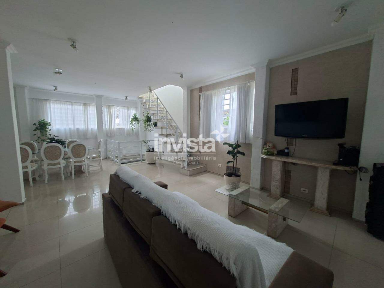 C&oacute;digo: 37015 R$ 6.200,00 Casa para alugar em Santos-SP no bairro Vila Mathias, com 3 dormit&oacute;rios e 250m&sup2; 250 m&sup2; 3 quartos 2 vagas - Santos
