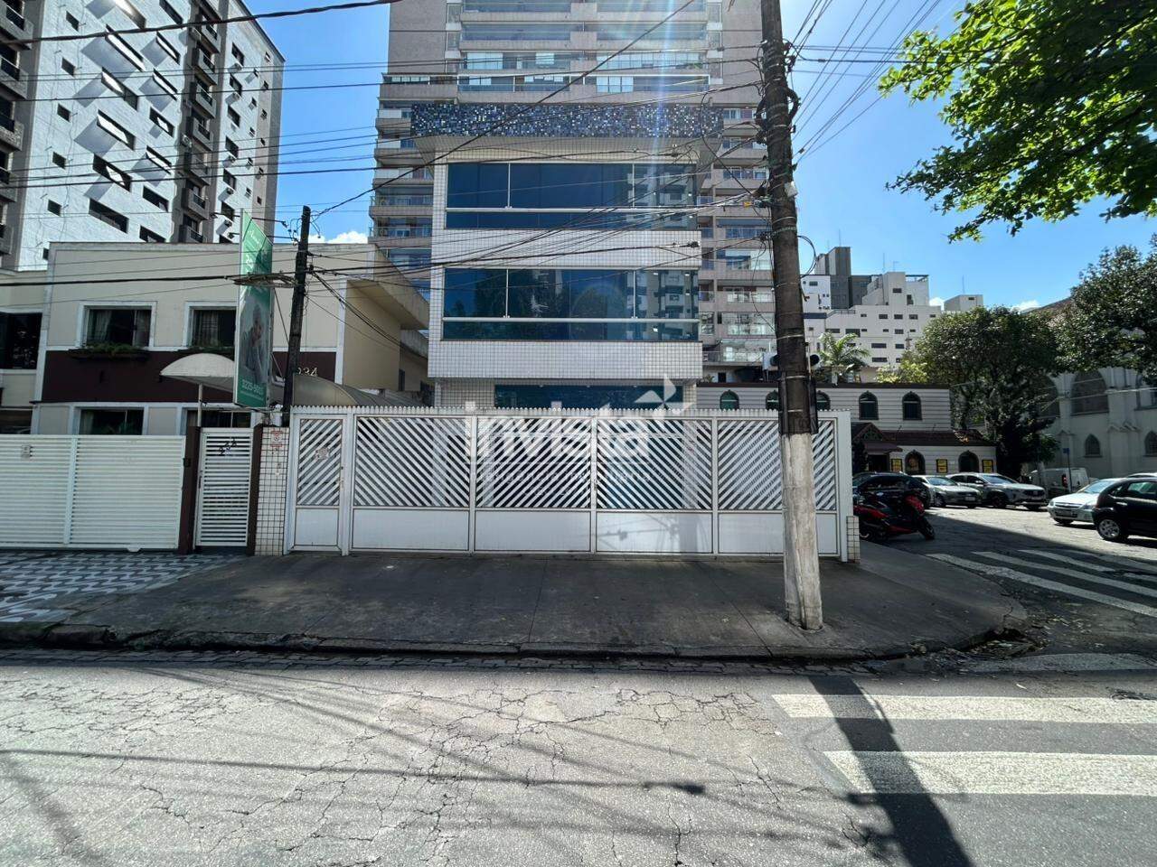 C&oacute;digo: 37061 R$ 38.000,00 Pr&eacute;dio Inteiro para alugar em Santos-SP no bairro Pomp&eacute;ia, com 1 dormit&oacute;rio e 600m&sup2; 600 m&sup2; 1 quarto 4 vagas - Santos