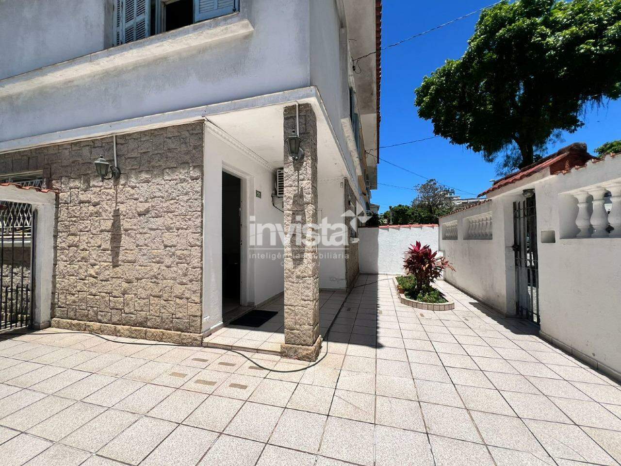 Sobrado a venda no bairro Marapé