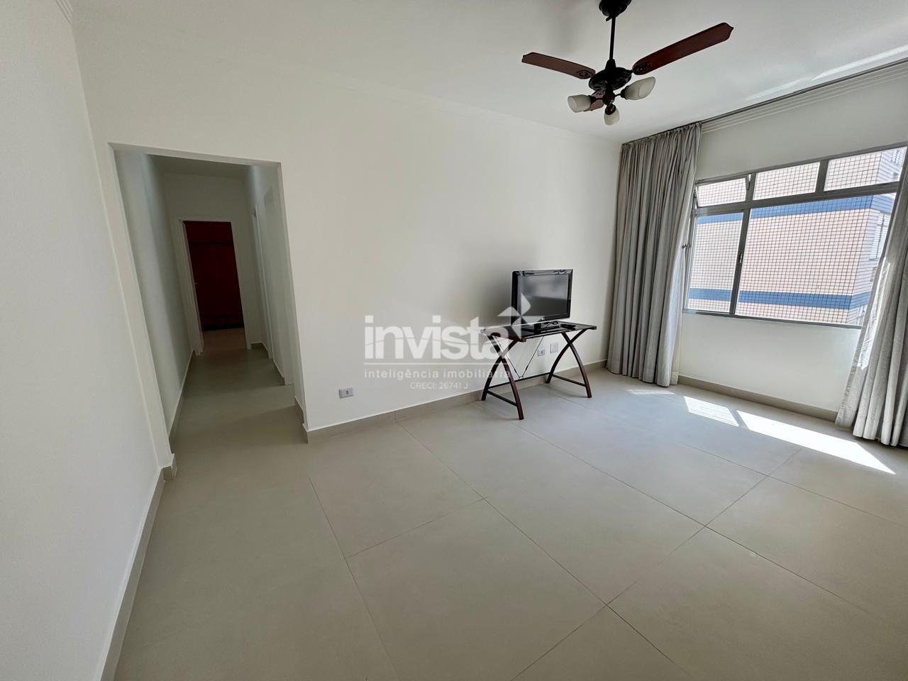 Apartamento de um dormitório em prédio de frente a praia