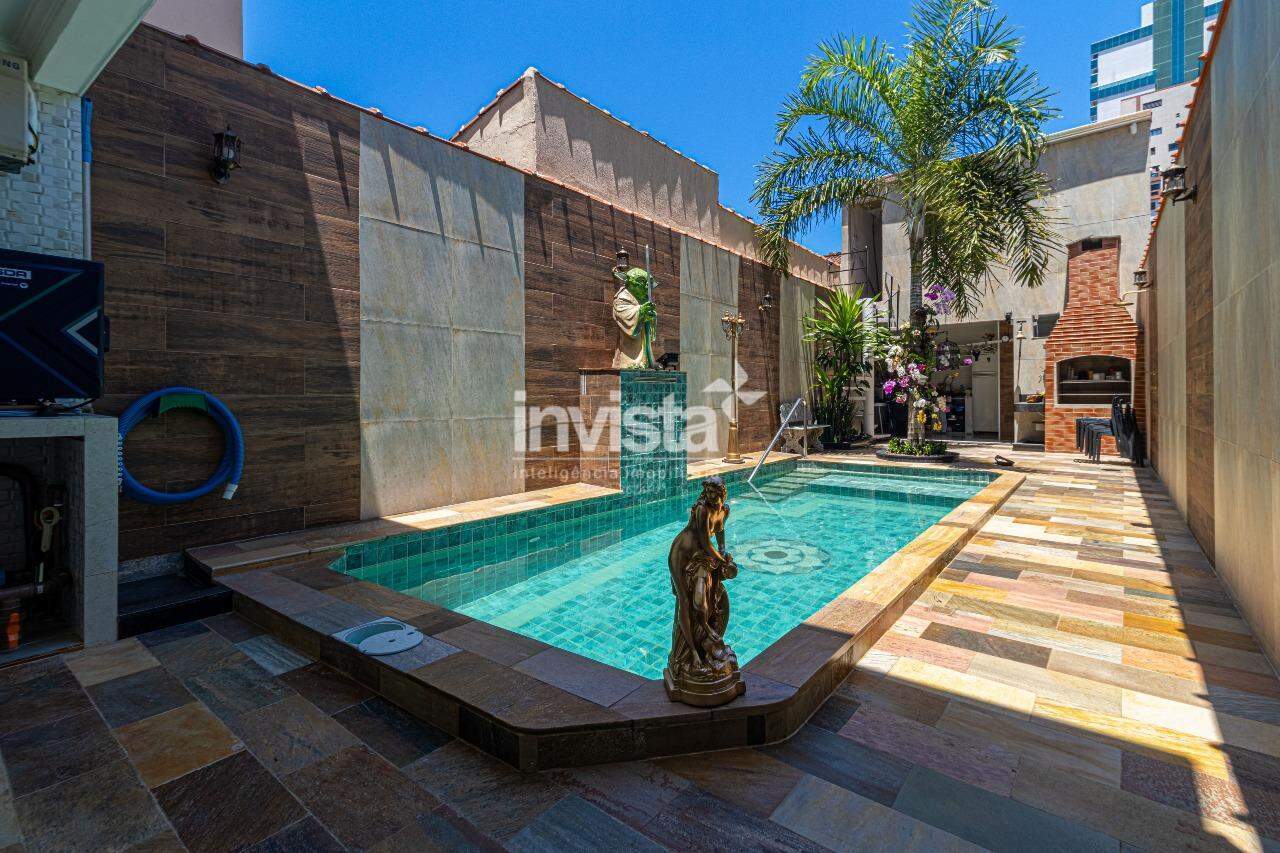 Sobrado à venda no bairro Encruzilhada