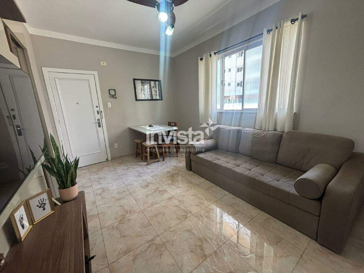 Apartamento à venda no bairro Embaré