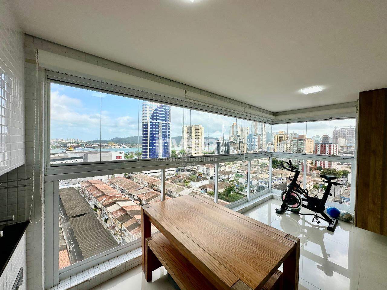 Apartamento à venda no bairro Ponta da Praia