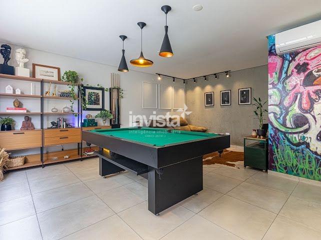 Casa Triplex à venda no bairro Ponta da Praia