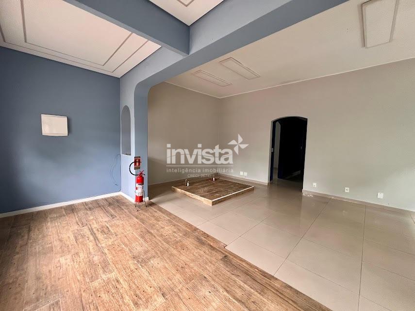 Casa sobreposta baixa no Embaré