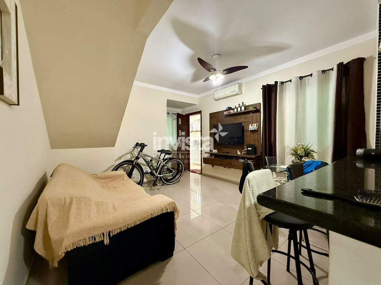 Casa &agrave; venda no bairro Marap&eacute; - Santos