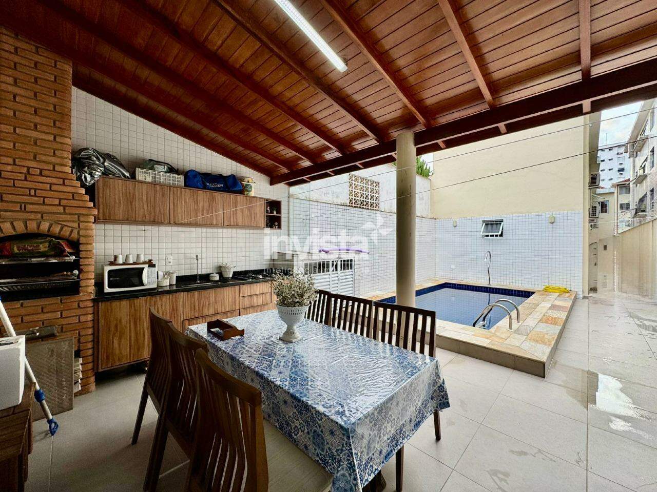 Casa à venda no bairro Campo Grande