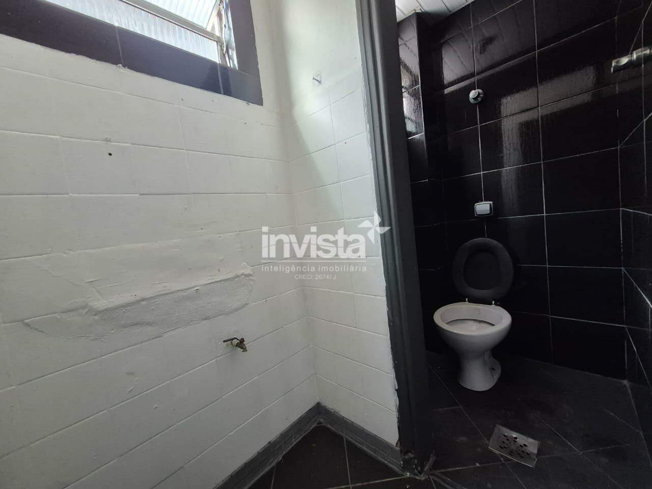 Sala comercial ampla no bairro Encruzilhada em Santos - Santos