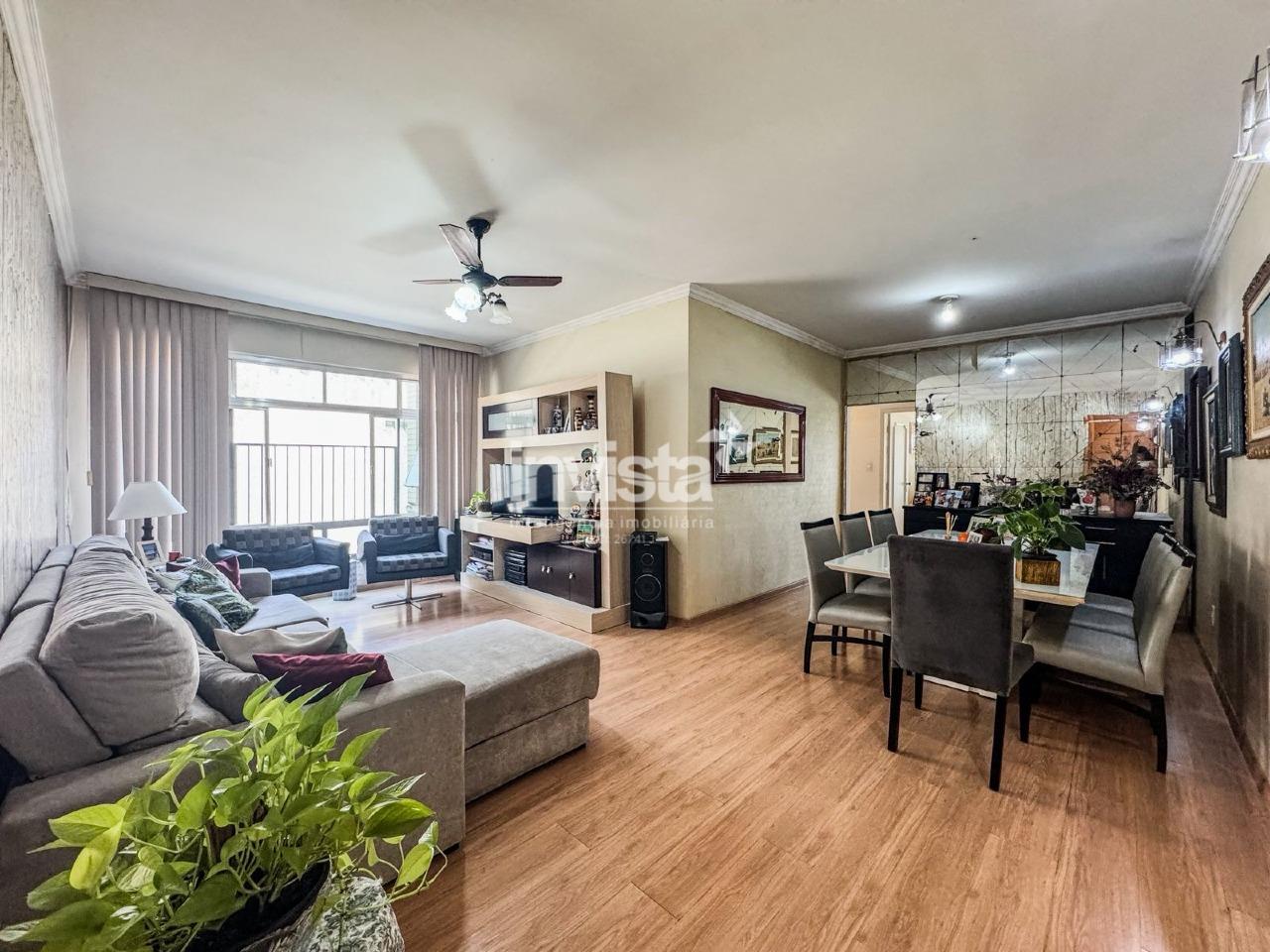 Apartamento à venda no bairro Embaré