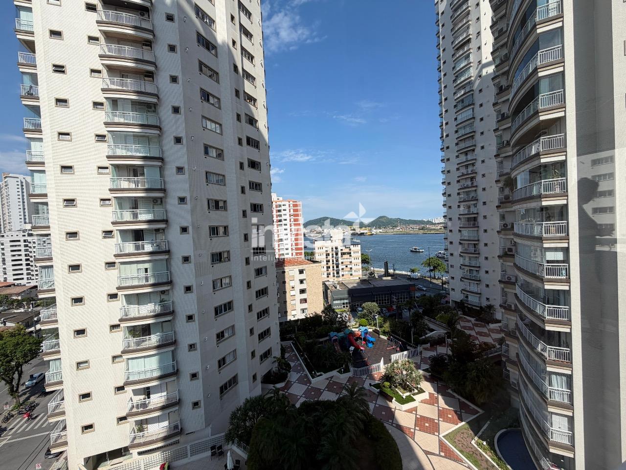 Apartamento à venda no bairro Ponta da Praia