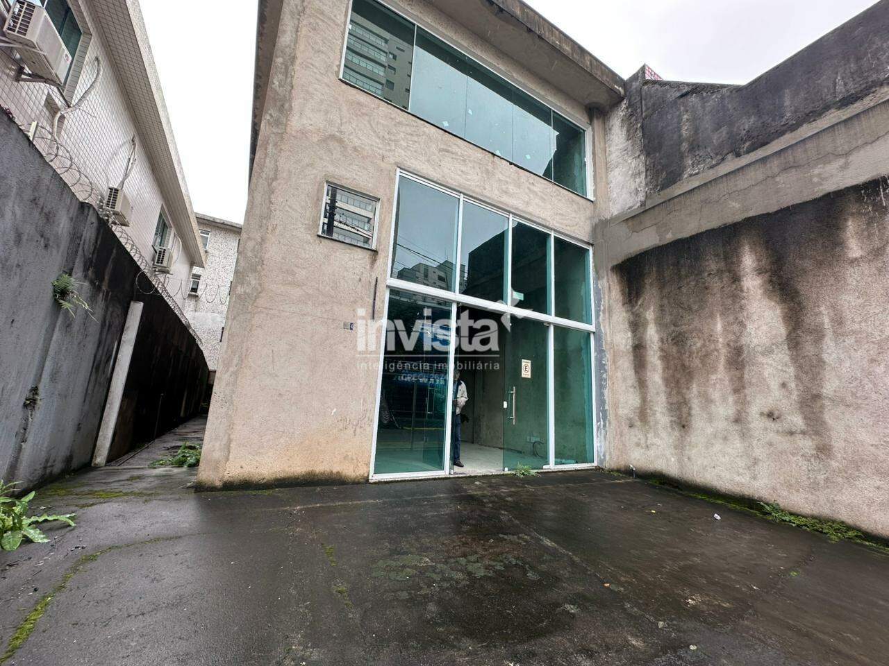 C&oacute;digo: 38827 R$ 15.000,00 Pr&eacute;dio Inteiro para alugar em Santos-SP no bairro Pomp&eacute;ia, com 0 dormit&oacute;rio e 222m&sup2; 222 m&sup2; 0 quartos 3 vagas - Santos