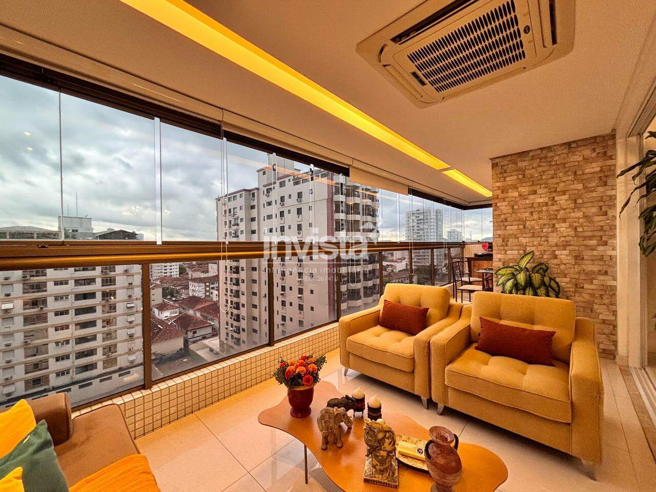 Apartamento à venda no bairro Embaré