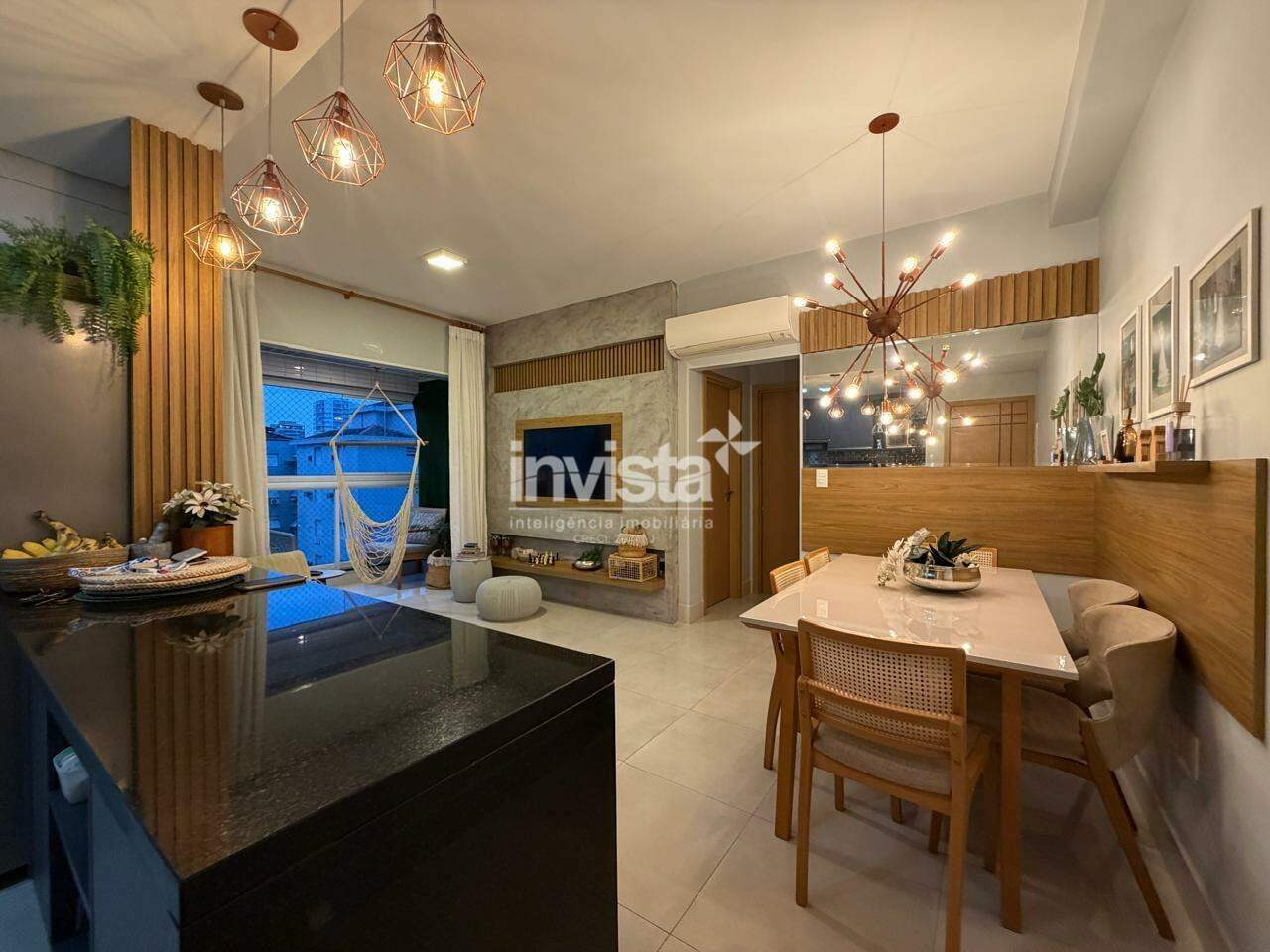 Apartamento à venda no bairro Embaré