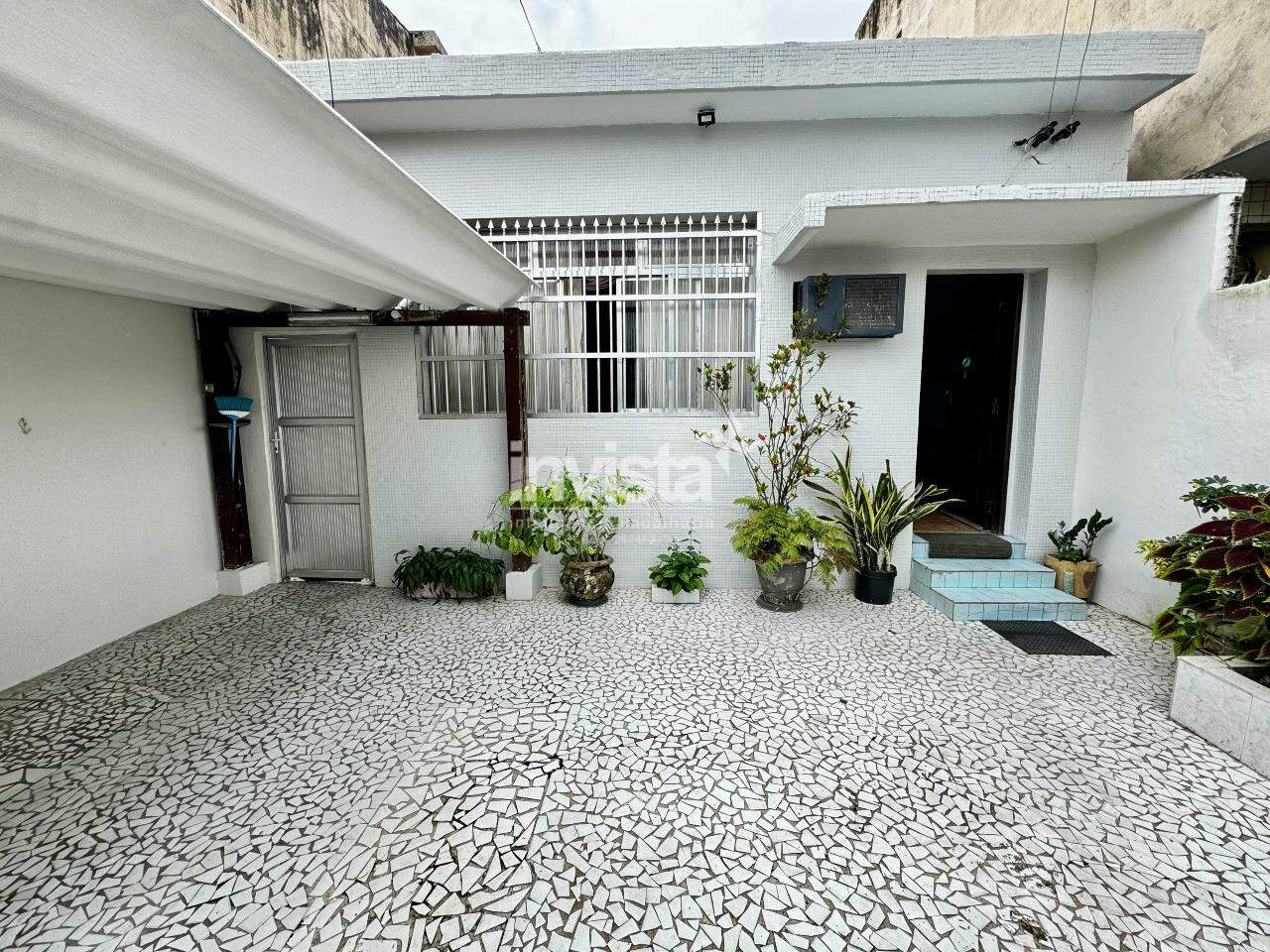 Casa à venda no bairro Ponta da Praia