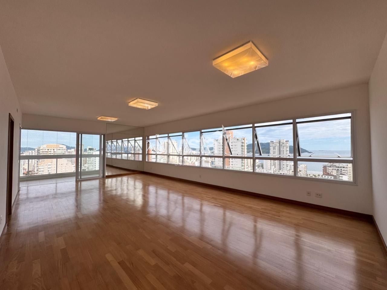 C&oacute;digo: 38989 R$ 4.690.000,00 Apartamento &agrave; venda no bairro Boqueir&atilde;o 274 m&sup2; 4 quartos 4 vagas - Santos