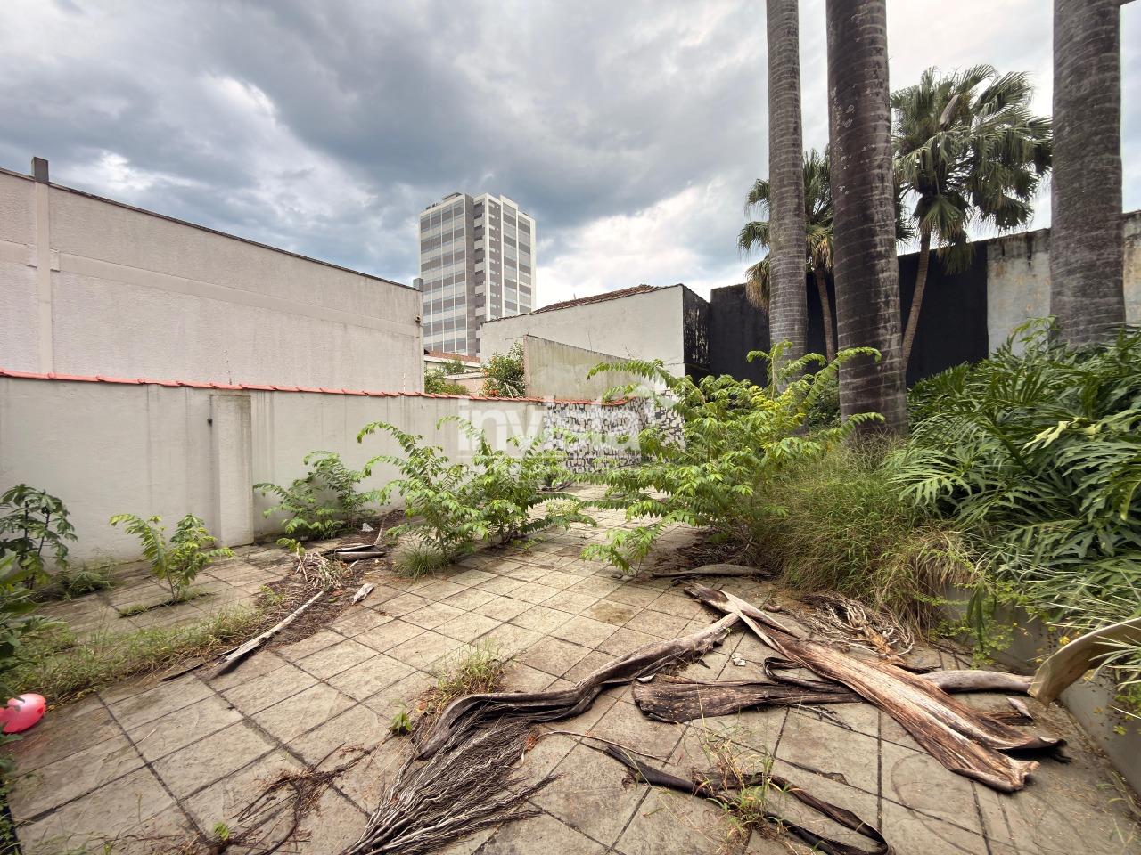 Casa &agrave; venda no bairro Gonzaga - Santos