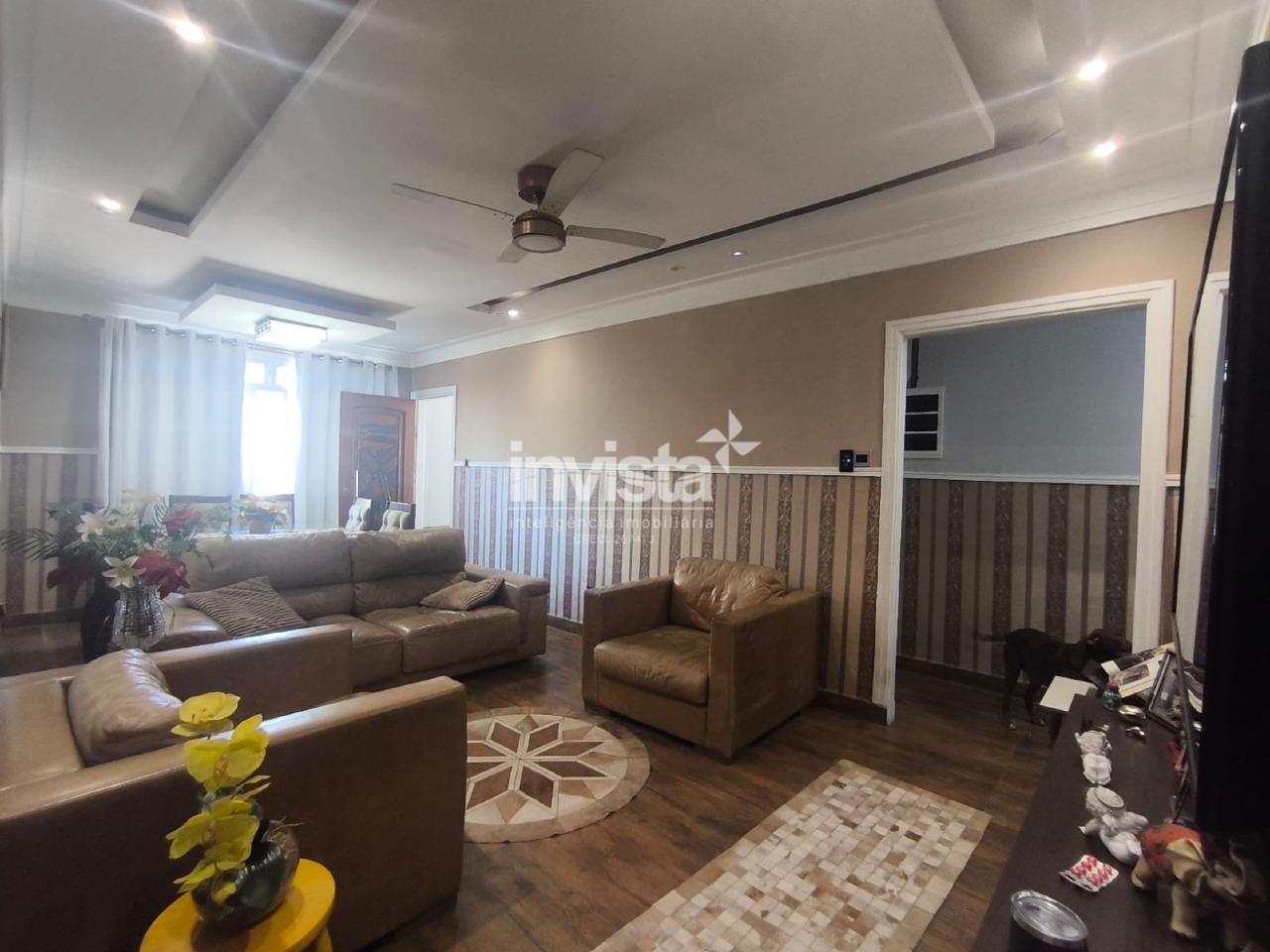 Casa &agrave; venda no bairro Encruzilhada - Santos