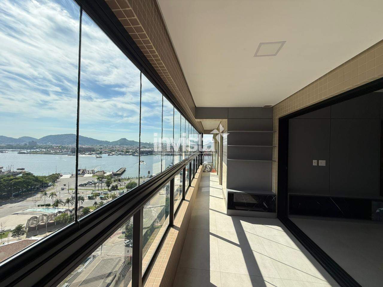 C&oacute;digo: 39070 R$ 970.000,00 Apartamento &agrave; venda no bairro Ponta da Praia 65 m&sup2; 2 quartos 1 vaga - Santos