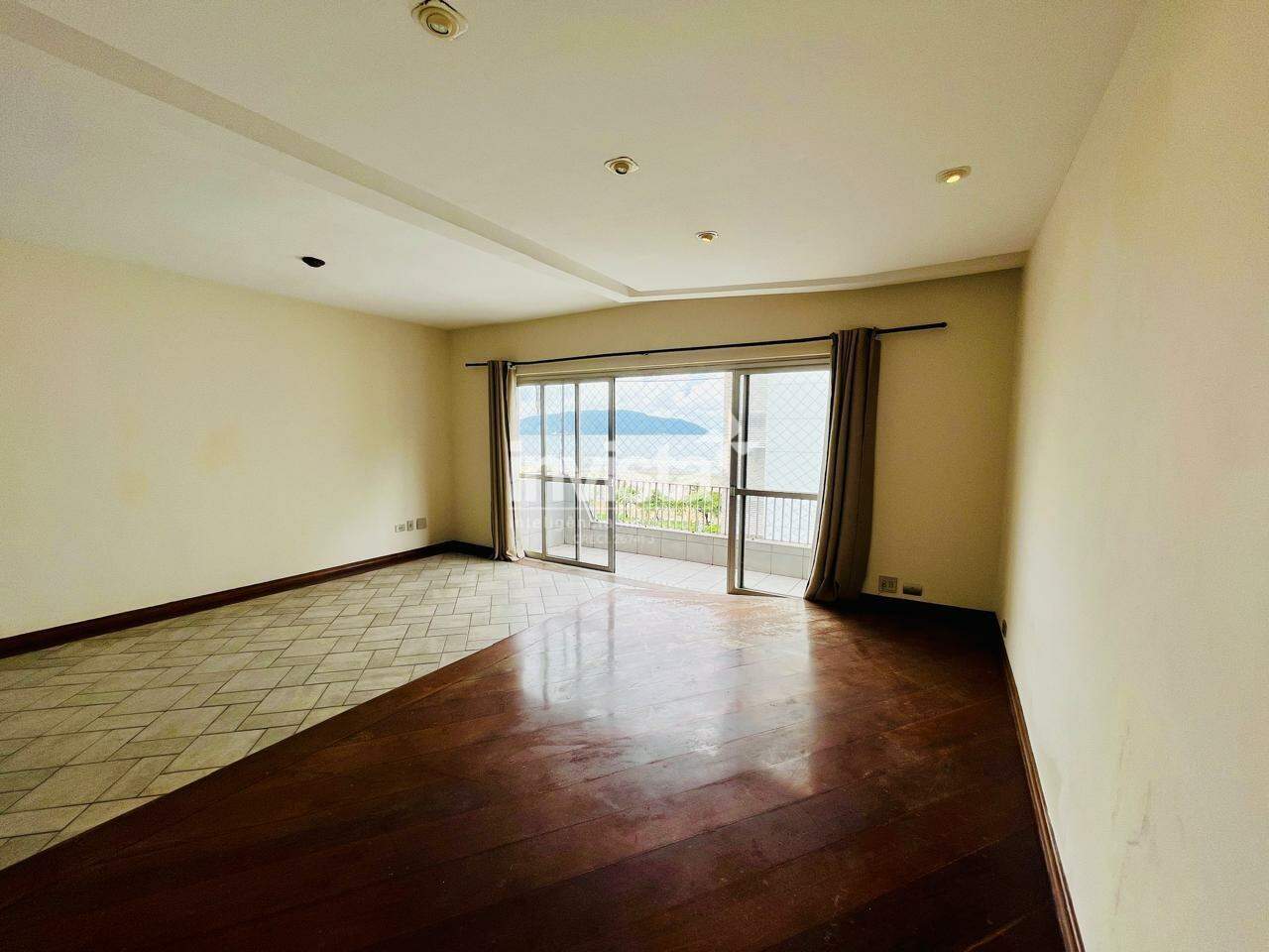 C&oacute;digo: 39183 R$ 1.065.000,00 Apartamento &agrave; venda no bairro Jos&eacute; Menino 146 m&sup2; 3 quartos 2 vagas - Santos