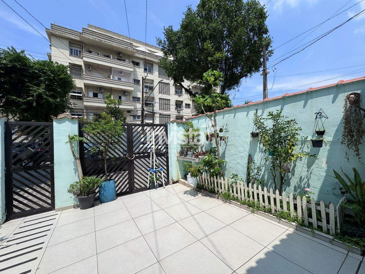 C&oacute;digo: 39238 R$ 800.000,00 Casa &agrave; venda no bairro Campo Grande 185 m&sup2; 2 quartos 1 vaga - Santos