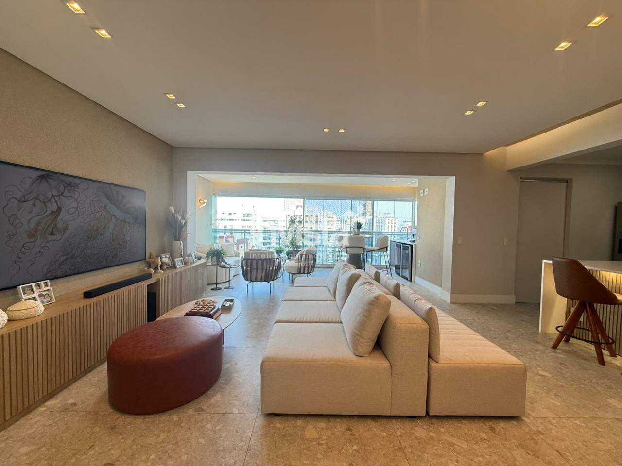 C&oacute;digo: 39256 R$ 2.500.000,00 Apartamento &agrave; venda no bairro Boqueir&atilde;o 144 m&sup2; 3 quartos 2 vagas - Santos