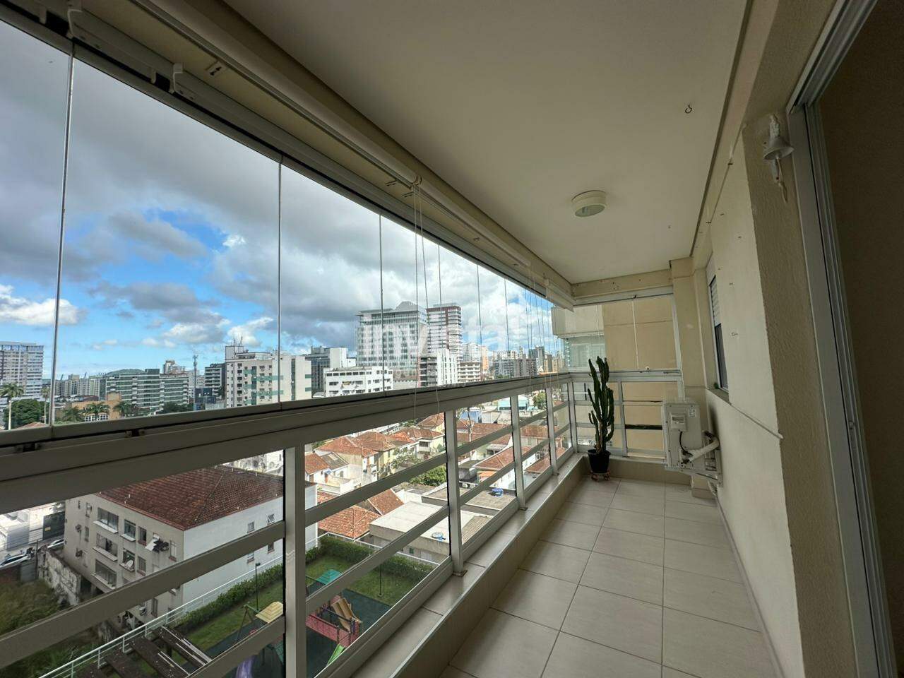 C&oacute;digo: 40445 R$ 740.000,00 Apartamento &agrave; venda no bairro Vila Belmiro 77 m&sup2; 2 quartos 1 vaga - Santos