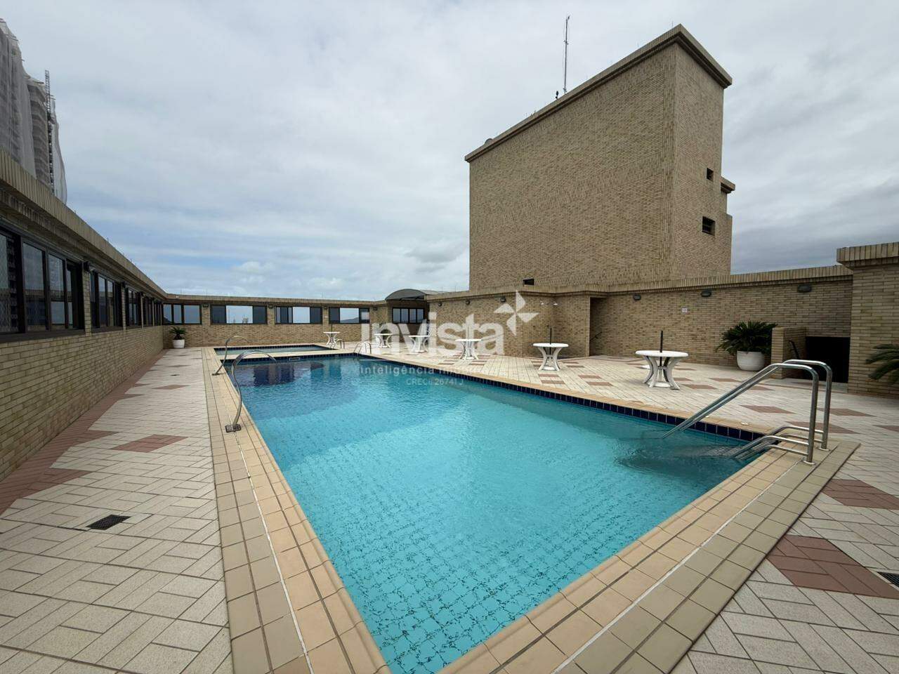 Apartamento para alugar no bairro Ponta da Praia