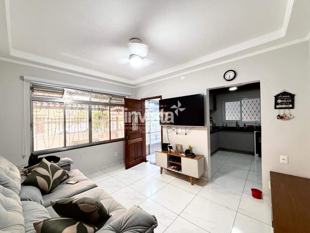 C&oacute;digo: 40697 R$ 650.000,00 Casa &agrave; venda no bairro Campo Grande 80 m&sup2; 2 quartos 2 vagas - Santos