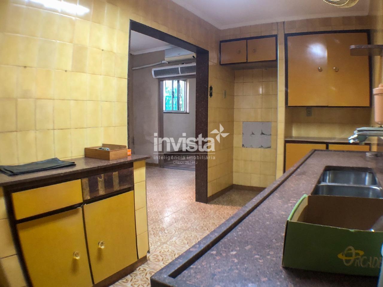 Casa para aluguel no bairro Macuco - Santos